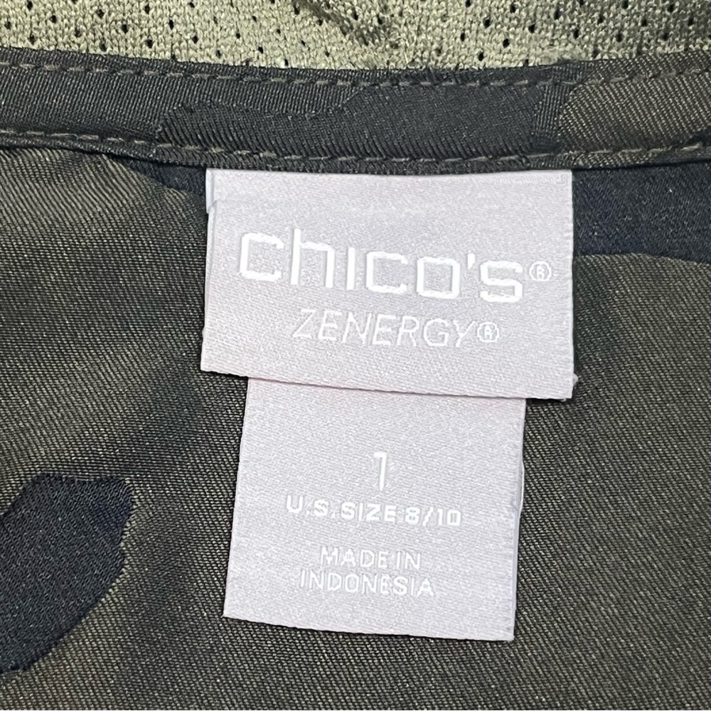 Chico's Zenergy Green Anorak Camo Embossed Full Zip Jacket With Hood Size 8/10 - Picture 12 of 16